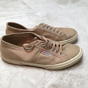 Superga men’s sneakers size 8